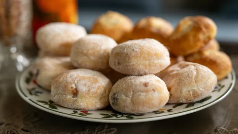 Mini krafne: Dva savr&scaron;ena recepta i slastičarske tajne za zalogaje mekane kao du&scaron;a