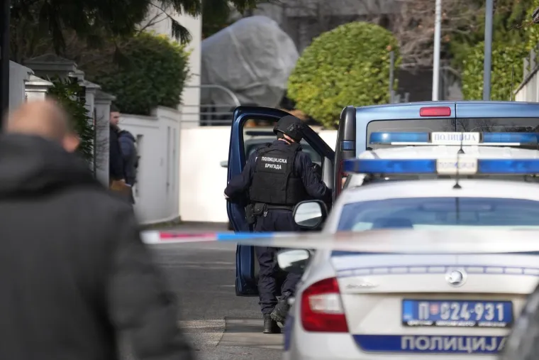 Oglasio se Zdravko Čolić i demantirao srpske medije: 'Hvala Bogu, svi su dobro'