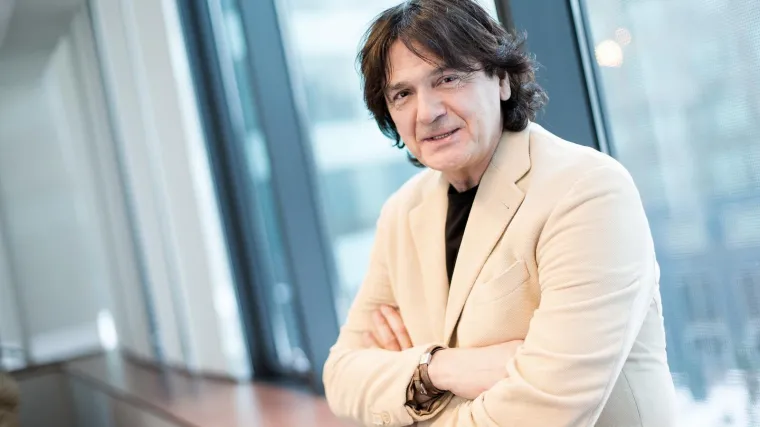 Oglasio se Zdravko Čolić i demantirao srpske medije: 'Hvala Bogu, svi su dobro'