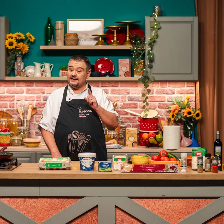 Chef &Scaron;piček pokazao je Marku Vargeku kako pripremiti slasnu gibanicu s puretinom, sirom i tikvicama