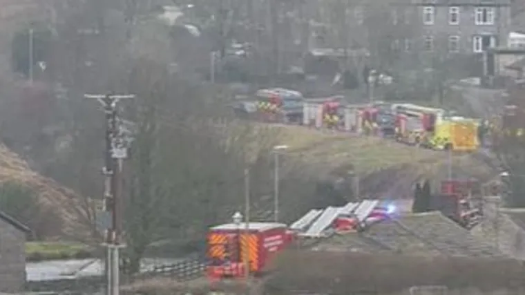 Prve fotografije s mjesta pada zrakoplova: Sve hitne službe na terenu, stižu i istražitelji