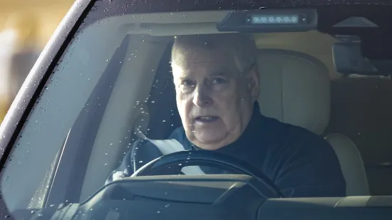 Osramoćeni biv&scaron;i princ Andrew iselio iz kraljevske rezidencije, oglasio se premijer Starmer