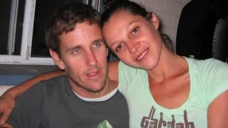 Njegovatelja na vratima dočekala poruka: 'Zovi policiju'! U kuću su bila tijela roditelja i sinova