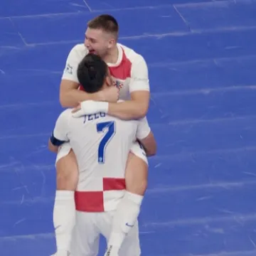 Svi žele na utakmicu desetljeća: 'Samo iz Makarske ide pet auta, svi su poludjeli'