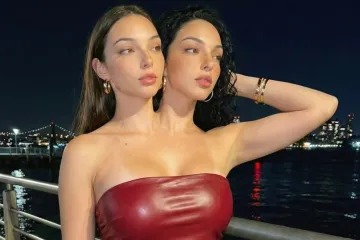 Svijet raspametile prelijepe sestre koje dijele jedno tijelo, no priča ima i jedno veliko ali