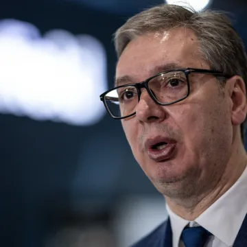 Vučić te&scaron;ko poražen, ugledni list objavio analizu: 'Trump je razotkrio njegovu iluziju moći'