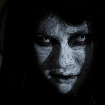 Znate li &scaron;to je urokljivo oko? Mnogi od njega silno strahuju i pritom ne znaju kako se za&scaron;tititi