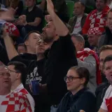 Svugdje jeftinije nego kod nas, a svi imaju veće plaće! Pogledajte cijene na Euru u Sloveniji