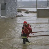 Tisuće evakuirane, vojska u pripavnosti: Prizori užasa i strah od razornog 'Lea'