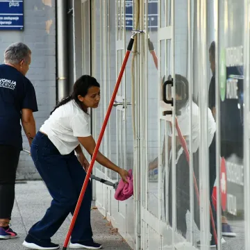 Hrvatska uvodi nova pravila za strane radnike: Ovo su uvjeti za produljenje dozvole