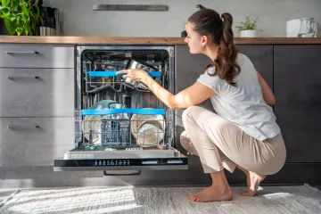 Znate li pravilno složiti suđe u perilicu? Stručnjaci otkrivaju najče&scaron;će gre&scaron;ke