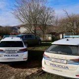 Tukli se letvama i čekićem, propucan tinejdžer (17): Osumnjičeni se skrivali pod krevetom