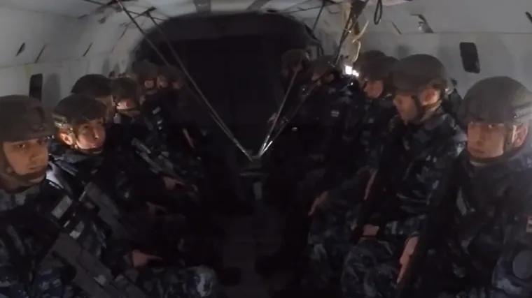 Moćna snimka budućih hrvatskih marinaca: Pogledajte kako se radi zračni desant