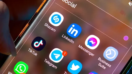 Zabrana dru&scaron;tvenih mreža za djecui: Je li Hrvatska sljedeća? 'Problem je unutar dru&scaron;tva'