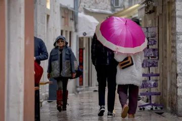 Ciklona i dalje ne popu&scaron;ta: Meteorologinja otkrila gdje će biti najgore