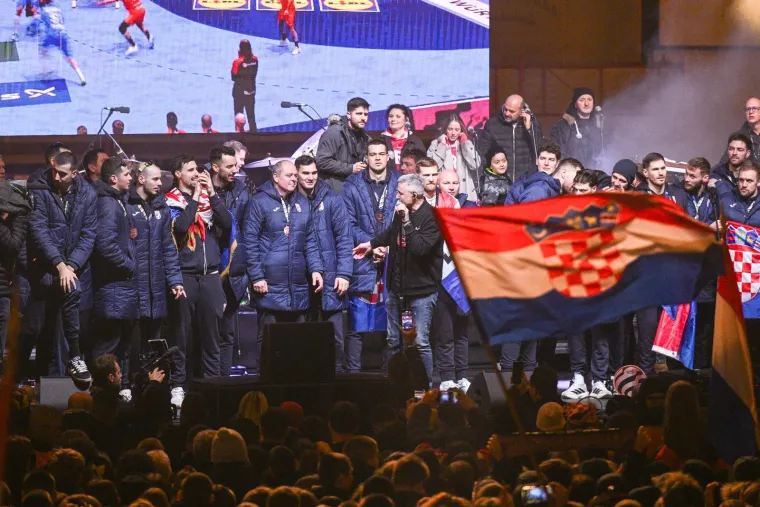 Brončani heroj: 'Žao mi je &scaron;to se politika umije&scaron;ala u sport, a sad ću vam ne&scaron;to otkriti...'