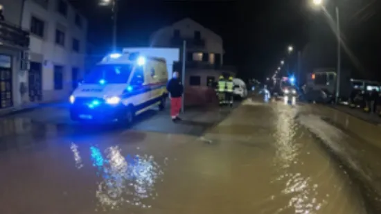 Nakon sudara na Zagrebačkoj cesti udario u hidrant: Ulica pod vodom! Ima ozlijeđenih