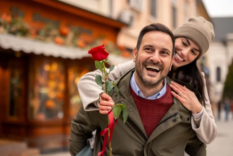 Od svinje do crnih rezanaca: Ovo su najčudniji običaji za Valentinovo na svijetu