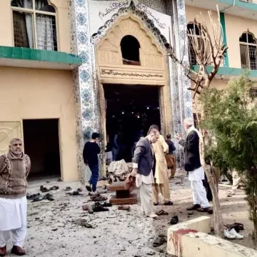 Bomba&scaron; se raznio tijekom molitve u &scaron;ijitskoj džamiji: Najmanje 15 poginulih i 80 ozlijeđenih