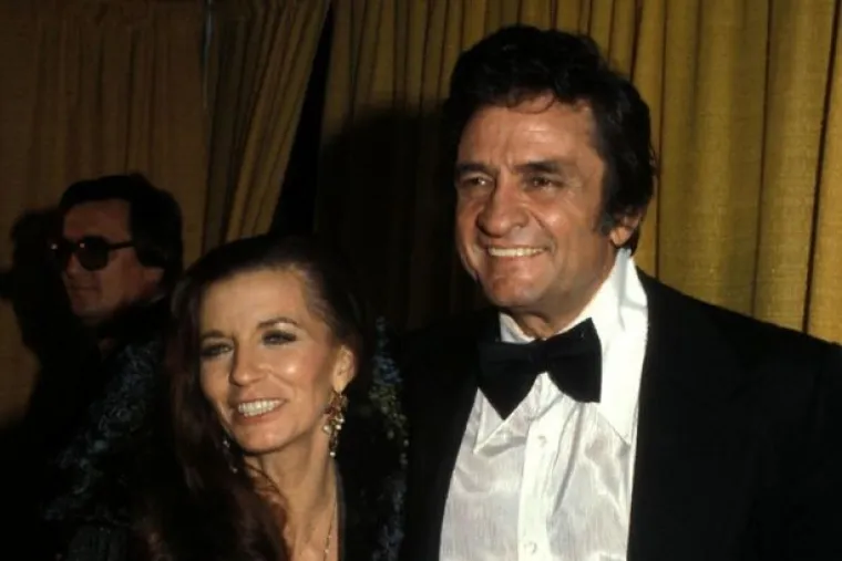 Priča o ljubavi i borbi koja je nadživjela sve: Kako je Johnny Cash umro od 'slomljenog srca'