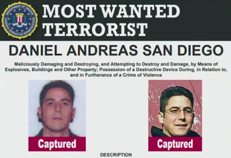 Uhvaćen jedan od FBI-jevih najtraženijih terorista: Odala ga je rečenica na prsima