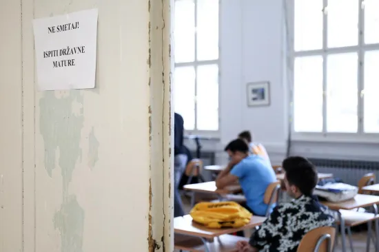 Pitali smo vas o odlika&scaron;ima koji padaju maturu: 'Dragi roditelji, to ste tražili, napadate za petice'