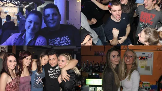 Uz dugokose ljepotice, u novootvorenom baru, poglede mamili natpisi na njegovim majicama