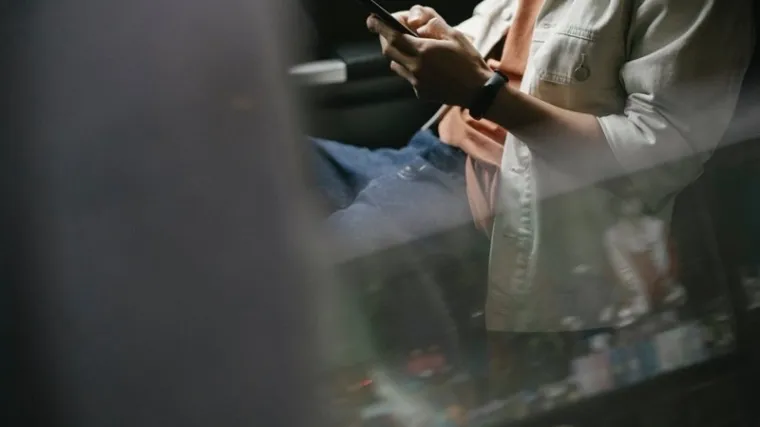 Pitali smo vas je li primjereno u javnom prijevozu glasno telefonirati, evo &scaron;to ste odgovorili