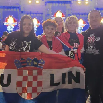 Prepuna dvorana s nestrpljenjem čeka Marka Perkovića Thompsona: Evo kakva je atmosfera u Rijeci