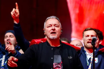 &Scaron;u&scaron;njar: 'Bio je tabu, a sada slobodno pjeva. DP je ulaskom u vlast vratio Thompsona na pozornicu!'