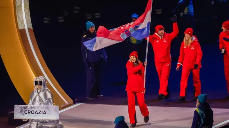 Svečano otvaranje 25. ZOI-ja: Hrvatska dobila pljesak, dvije zemlje izviždane