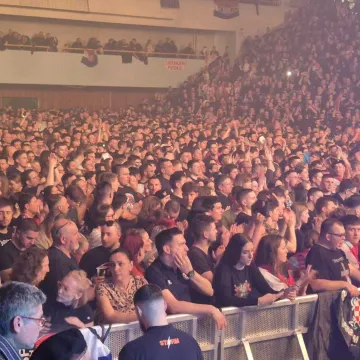 Ipak nije sve pro&scaron;lo tako mirno? Policija objavila: 'Jedna osoba privedena na Thompsonovom koncertu u Rijeci'