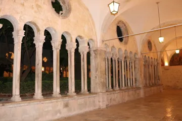 Dubrovački franjevac zavr&scaron;io u istražnom zatvoru: Godinama pijan prijetio smrću svećenicima