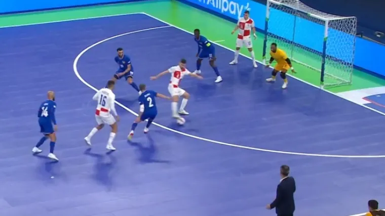 Uh, kako ovo nije u&scaron;lo?! Hrvatska se konačno probudila u Stožicama: Francuzi su na konopcima