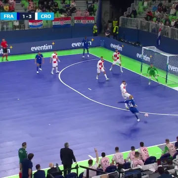 Gurio je žurio za povratkom: Francuzi ekspresno smanjuju vodstvo...