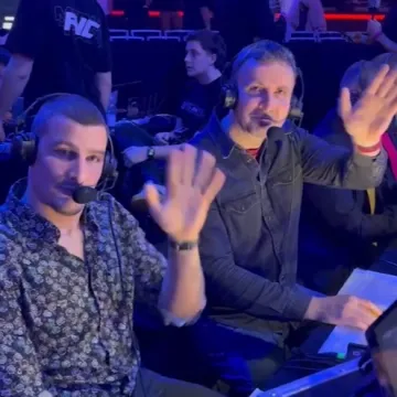 Trema i uzbuđenje: Spektakl uskoro kreće, komentatori su na mjestu