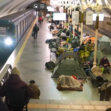 Rusi zasuli Ukrajinu projektilima, zima dotukla civile! Kijev, Harkiv i zapad bez struje