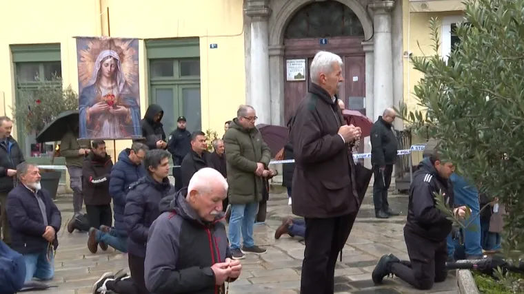 Riječani žele maknuti molitelje s ulica: 'Gledam i poku&scaron;avam razumjeti, ali stvarno ne razumijem'