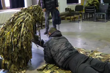 Maturanti zavirili u hrvatsko vojno učili&scaron;te: 'Pu&scaron;ke, psi i topni&scaron;tvo &ndash; sve mi je ba&scaron; zanimljivo'