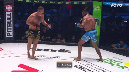 Vitasović odlučno krenuo u treću rundu: Nametnuo dominaciju nad Moeilom