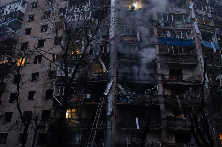 Rusi gaze sve pred sobom u Ukrajini: Poginula najmanje jedna osoba, sve je u plamenu