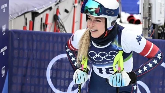 Stravičan pad legendarne Lindsey Vonn! Jecala je i vri&scaron;tala, helikopter ju odvezao u bolnicu