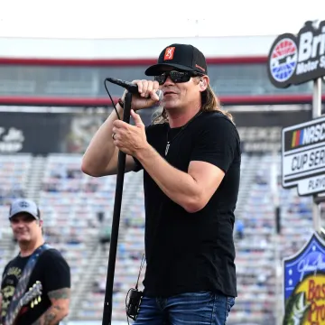 Brad Arnold, pjevač popularnog benda, preminuo nakon borbe s te&scaron;kom bole&scaron;ću