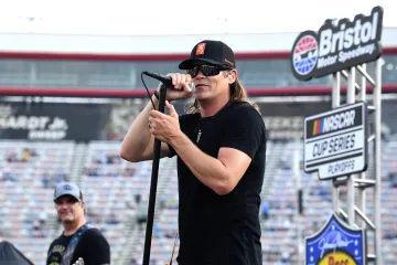 Brad Arnold, pjevač popularnog benda, preminuo nakon borbe s te&scaron;kom bole&scaron;ću