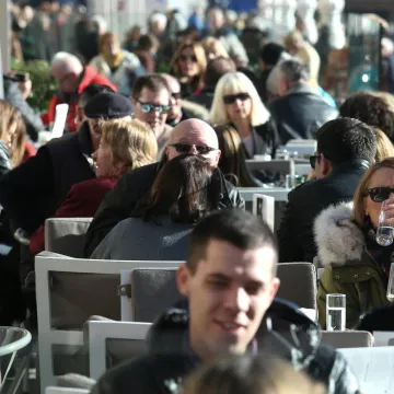 Hrvatima nude i 400 eura: Objavljeni uvjeti, evo kako do zarade