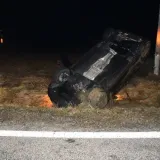 Pijan sletio u kanal kod Zagreba, auto zavr&scaron;io na krovu: Pazite koliko je promila imao