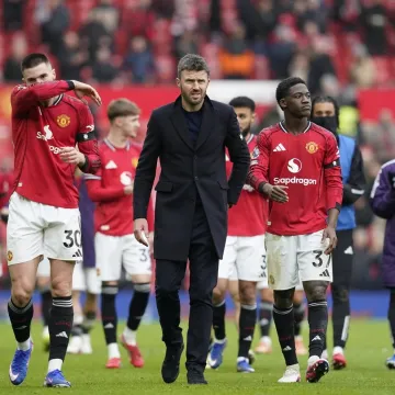 United lovi petu pobjedu u nizu: Može li Carrick nastaviti nevjerojatnu formu i 'spasiti' navijača?