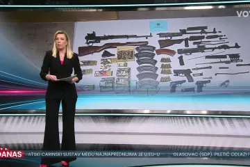 Policija u Čakovcu pokazala zaplijenjeno oružje