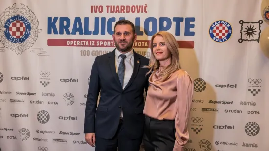 Prva dama Splita u fokusu: Evo tko je elegantna supruga Tomislava &Scaron;ute