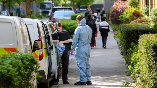 Prestravljena djeca dozivala mame i lupala po prozorima dok im je tinejdžer ubadao prijatelje